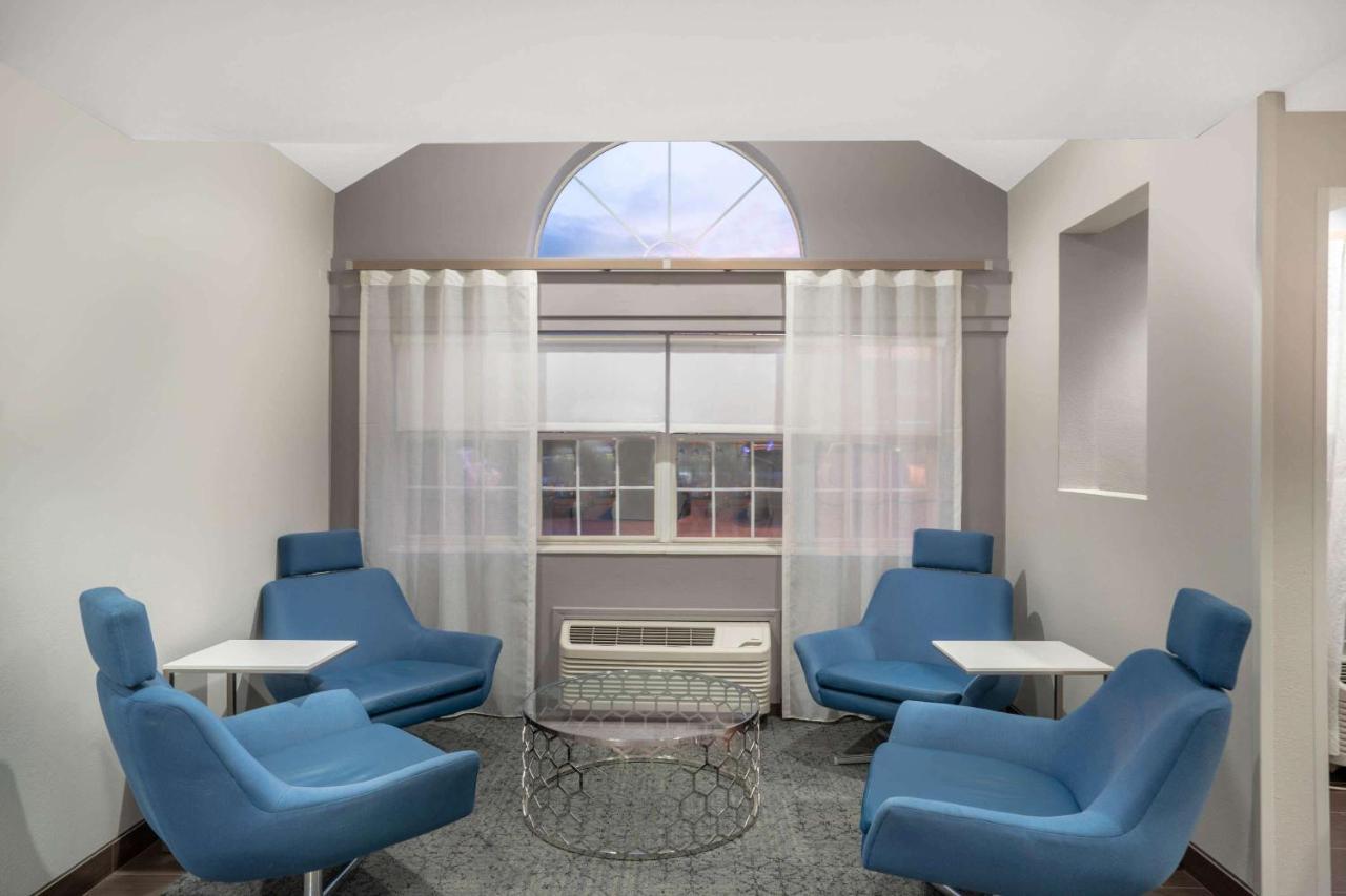 Microtel Inn & Suites By Wyndham Nashville Buitenkant foto