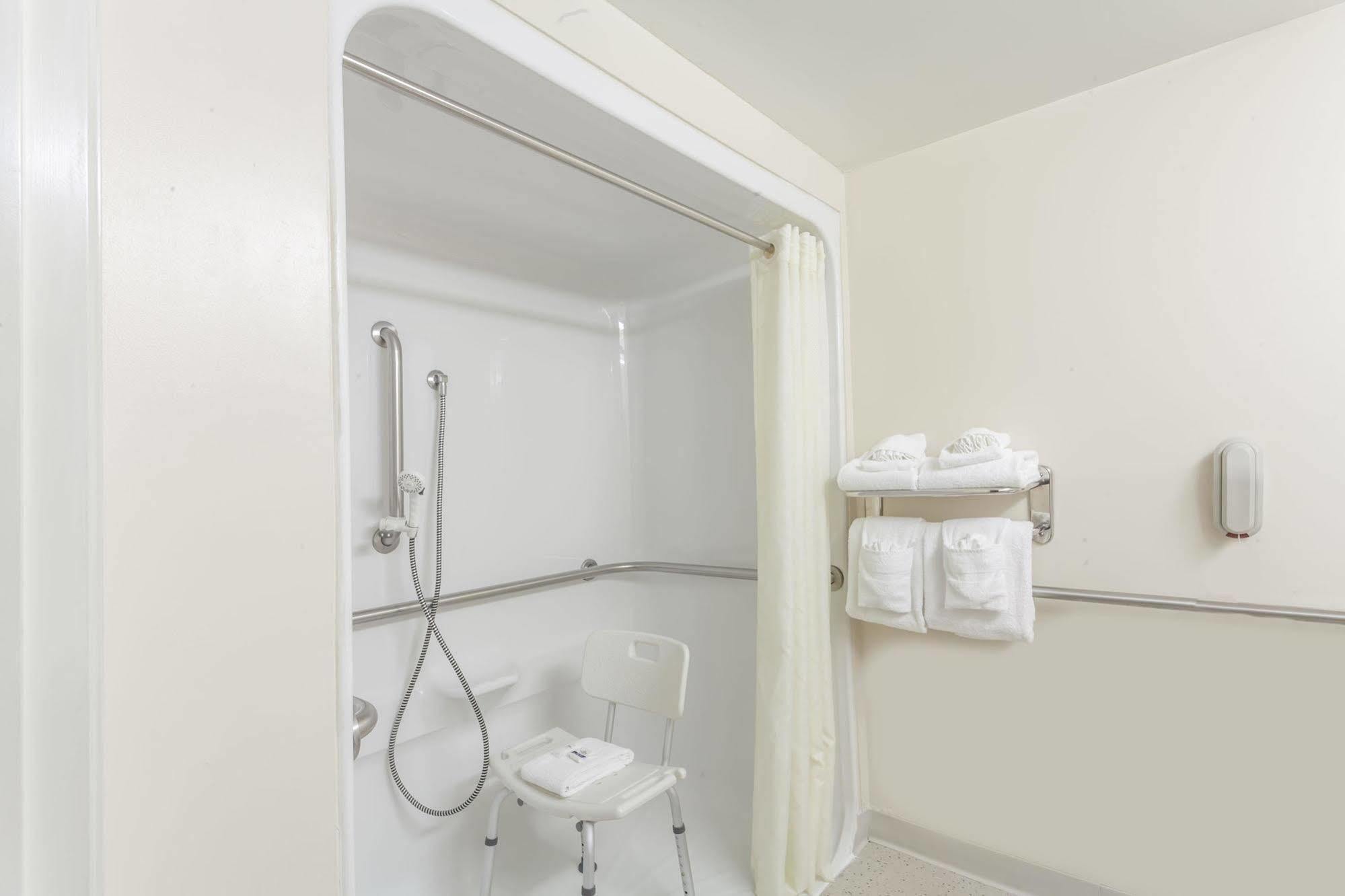 Microtel Inn & Suites By Wyndham Nashville Buitenkant foto