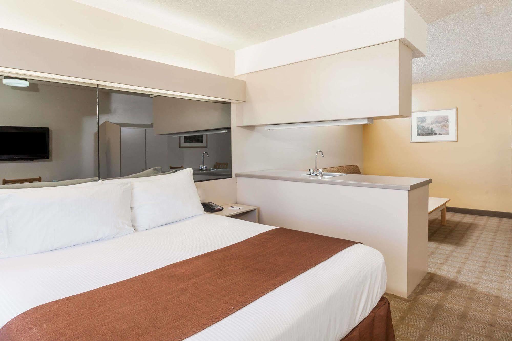 Microtel Inn & Suites By Wyndham Nashville Buitenkant foto
